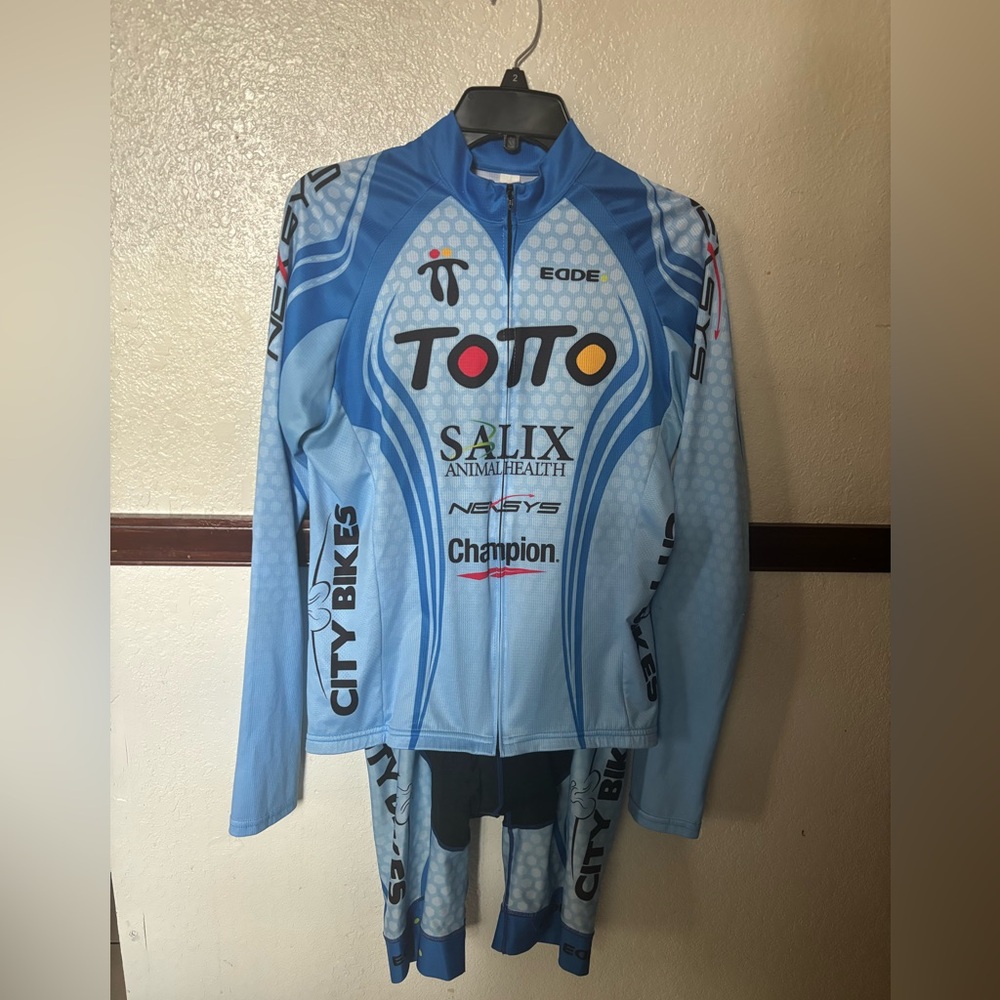 Edde Sports Light Blue Cycling Kit – Long Sleeve Jacket & Padded Bodysuit